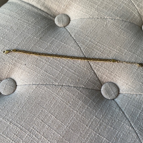 Mejuri Flat Curb Bracelet, Gold Vermeil - Picture 2 of 4